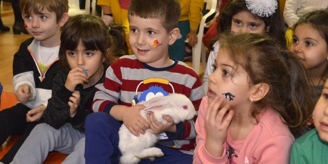 Tepebaşı’nda Çocuklara Hayvan Sevgisi Aşılanıyor