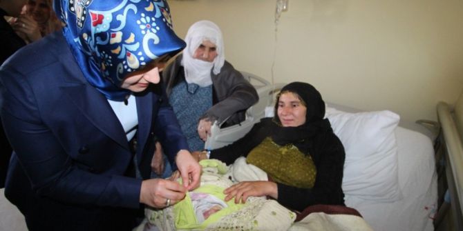 Tuba Işın’dan Huzur Evi Ve Kadın Doğum Hastanesine Ziyaret