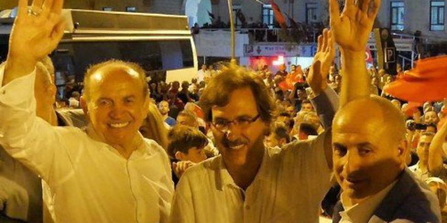 Büyükçekmece’den Tüm Dünyaya Demokrasi Dersi