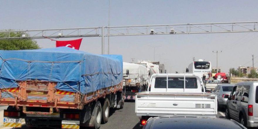 Uluslararası İpekyolu 134 Gün Sonra Trafiğe Açıldı