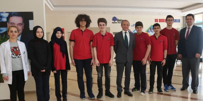 İhlas Kolejine Model Birleşmiş Milletler Konferansı’nda En İyi Delege Ödülü Verildi