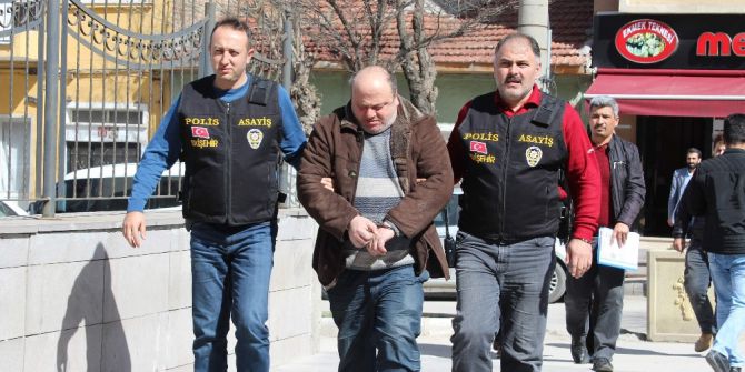 Sahte İçki Satarak İki Kişinin Ölümüne Sebep Olduğu İddia Edilen Şahıs Adliyeye Sevk Edildi