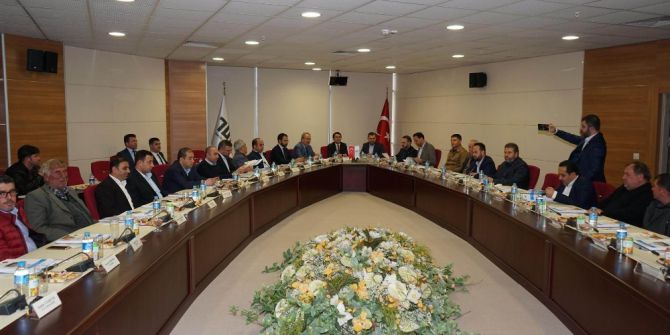 Vali Aktaş Bims Ve Ponza Üreticileri İle Toplantı Yaptı