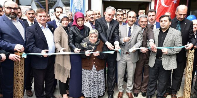 İbadethanelere Yıldırım Eli