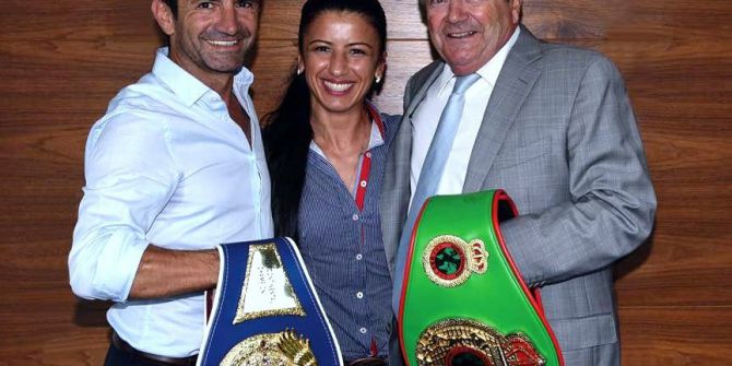 Dünya Şampiyonu Özlem Şahin Ringe Çıkıyor