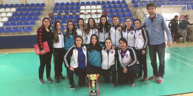 Çomü Kadın Futsal Takımı Namağlup Şampiyon