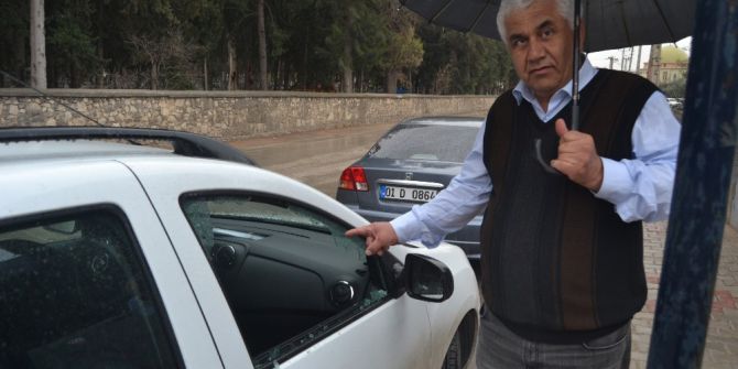 Camını Kırıp Otomobili Soydular