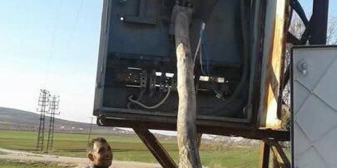 Şalterler Atmasın Diye Kalaslarla Sabitlediler