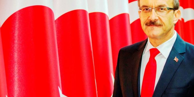 Vali Yavuz’dan İstiklal Marşının Kabulü Mesajı