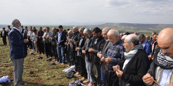 Şanlıurfa’da Köylüler Yağmur Duasına Çıktı