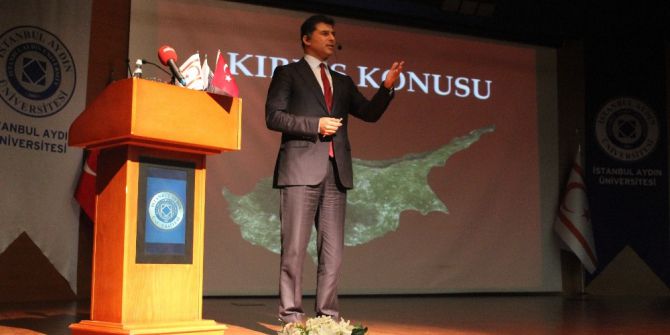 Kktc Başbakanı İaü’de Öğrencilerle Buluştu