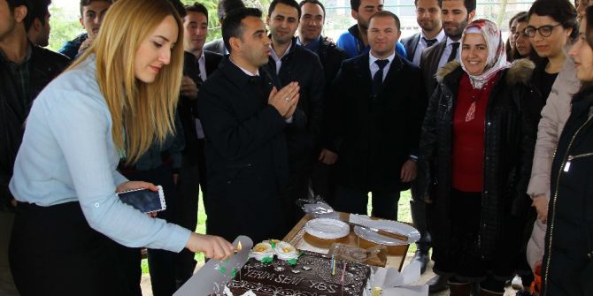 Ygs Öncesi ’Yerim Seni Ygs’ Pastalı Motivasyon