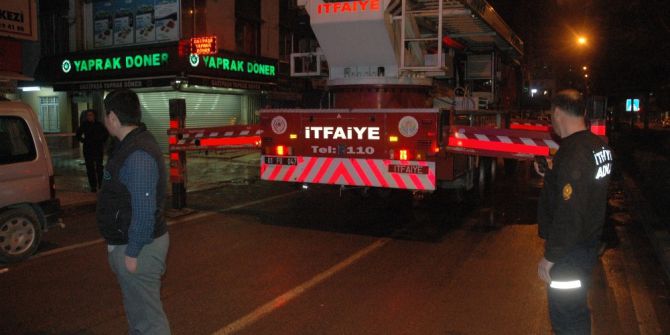 Genç Kadına Sevgili Dayağı