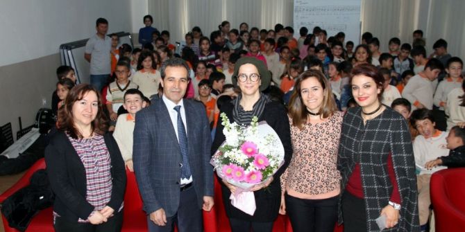 Janset, Datça Kazım Yılmaz İlkokulu Kariyer Günlerine Konuk Oldu