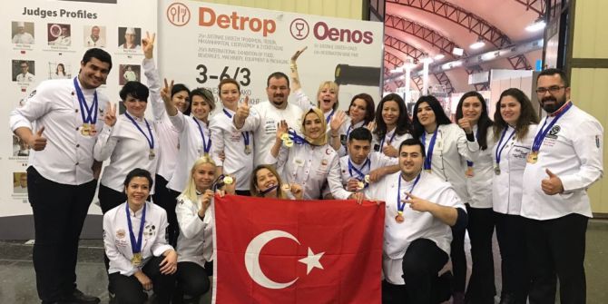 Türkiye’yi Temsil Eden Adü’lü Aşçı Madalyayla Döndü