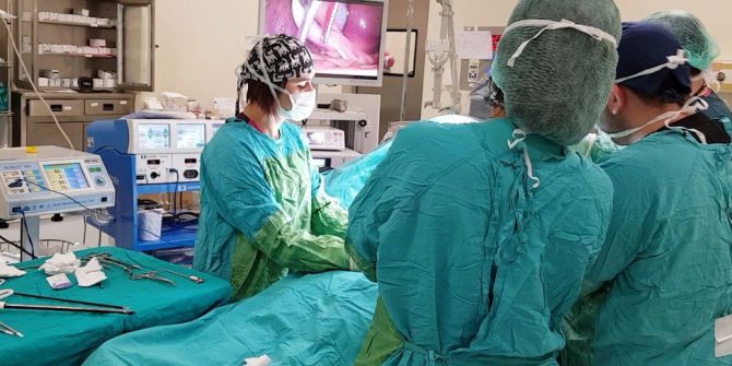 Bölgenin İlk Bölgesel Anestezili Safra Kesesi Ameliyatı Tatvan’da Gerçekleştirildi