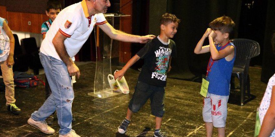 Konaklı Çocukların Keyfi Yerinde