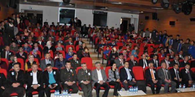 Mehmet Akif Ersoy Anıldı