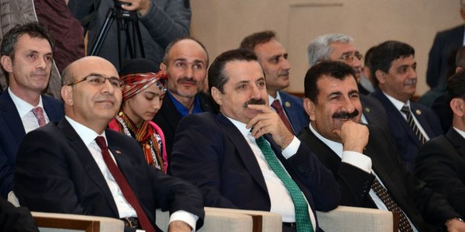 Bakan Çelik, Küçükbaş Hayvan Üreticileriyle Buluştu