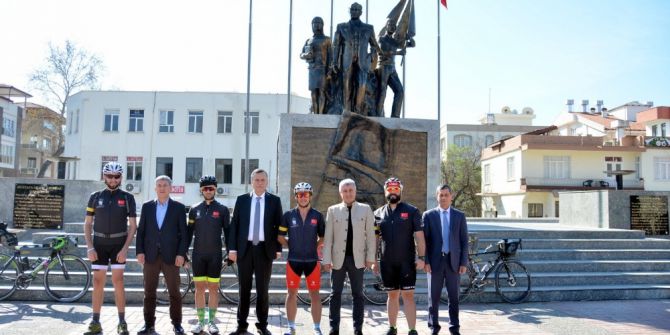Manavgatlı Bisikletçiler Çanakkale Yolunda