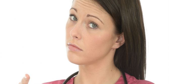 Hemşirelerin ’Kırmızı Renk Giymesine Saygı Duyulmalı’ Açıklaması