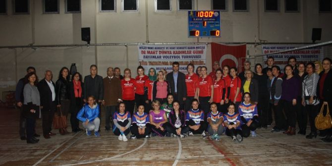 Milas’ta Kadınların Turnuvası Devam Ediyor