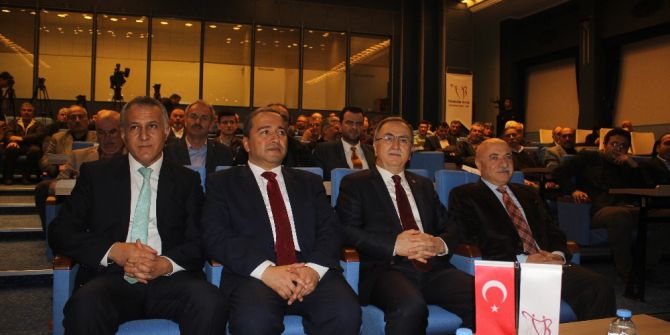 Petek: "Türkiye’de Hak Ve Özgürlükleri Genişlettik"