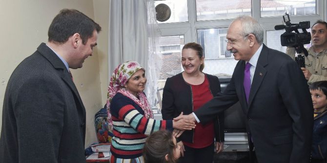 Chp Lideri Kılıçdaroğlu, Kendisine Mektup Yazan Küçük Çocuğu Ziyaret Etti