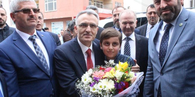 Bakan Ağbal: "Türkiye Neymiş Evvelallah Göstereceğiz"