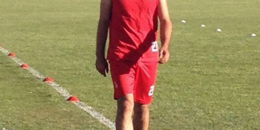 Aksaray Belediyespor, Stoper İbrahim Konuksever’i Kadrosuna Dahil Etti