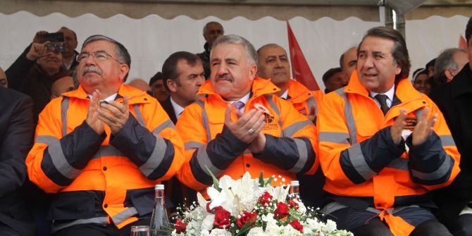 Bakan Arslan Ve Yılmaz, Ilgar Dağı Tüneli’nin Temelini Attı