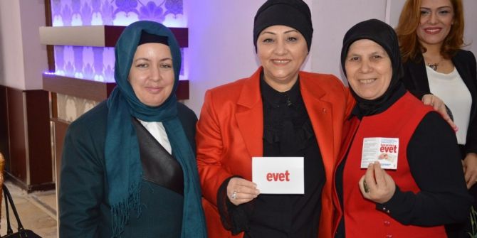 Ak Partili Kadınlar Referanduma Kadar Sahada Olacak