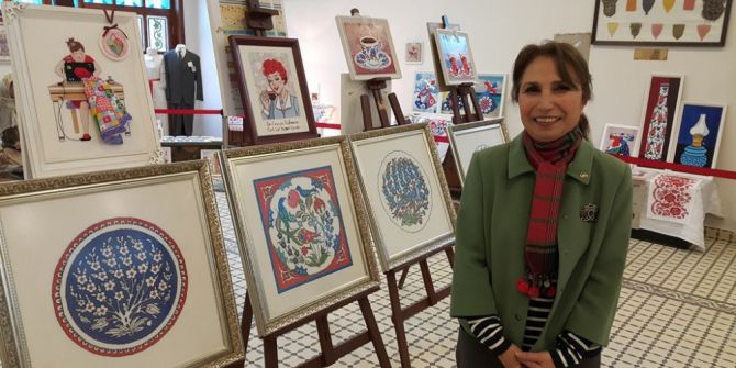 Kanaviçenin Kraliçesi Sergi Açtı