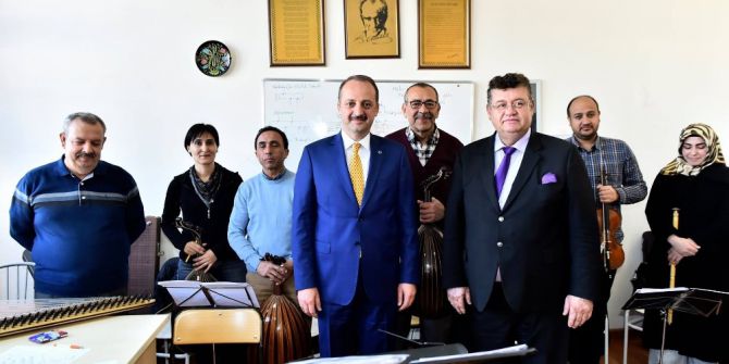 Başkan Akgül’den Konservatuvar Öğrencilerine Sürpriz Ziyaret