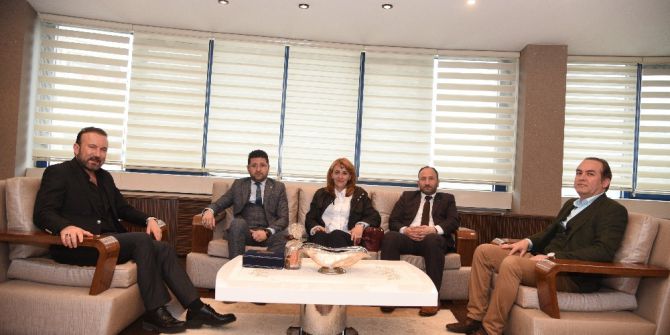 Başkan Doğan, Türk Eğitim Sen Kocaeli Şubesini Ağırladı