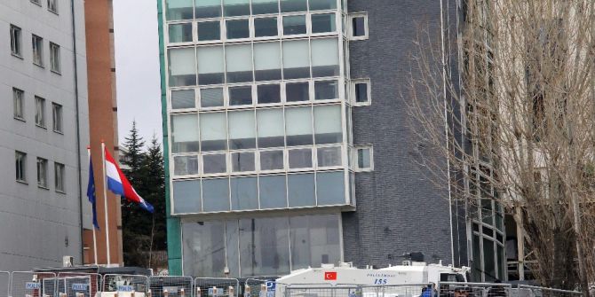 Hollanda Büyükelçiliği Önündeki Güvenlik En Üst Seviyede