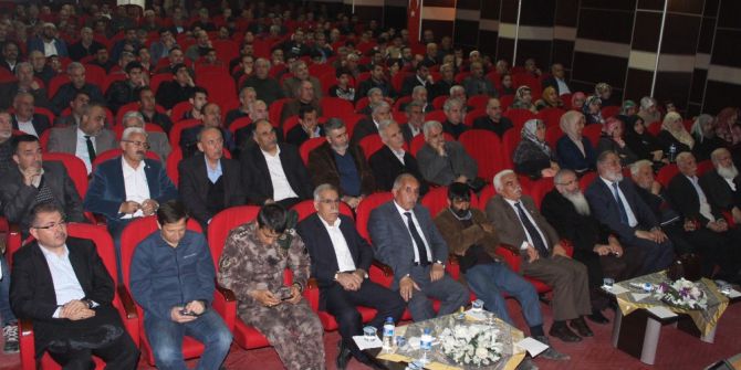 Mehmet Akif Ersoy’u Ve Şehitleri Anma Programı Düzenlendi