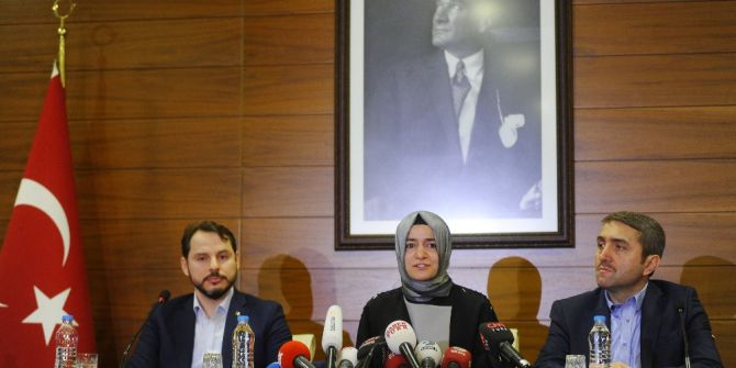 Bakan Kaya: "Hollanda’da Dün Gece Tüm Özgürlükler Askıdaydı"