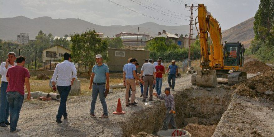 Hakkari’de Altyapı Ve Üstyapı Çalışmaları