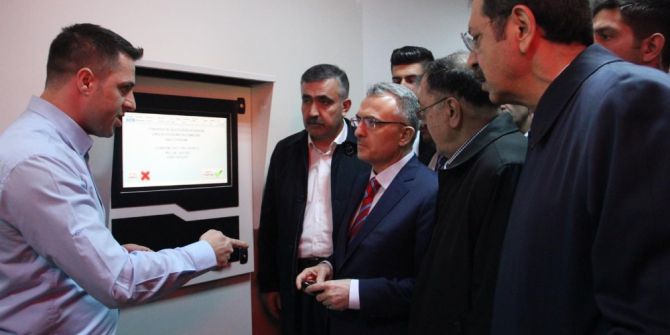 Maliye Bakanı Ağbal Kapıkule’de