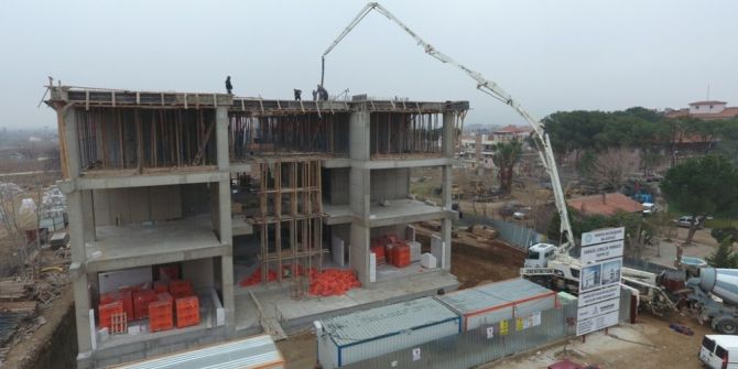 Sarıgöl’ün Gençlik Merkezi Yükseliyor