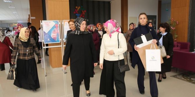 Protokol Eşlerinden Kocasinan Akademi’ye Tam Not