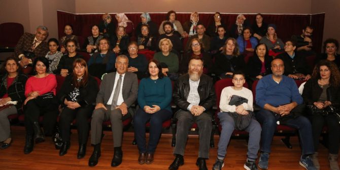 Mezitlili Kadınlar Tiyatroyla Buluştu