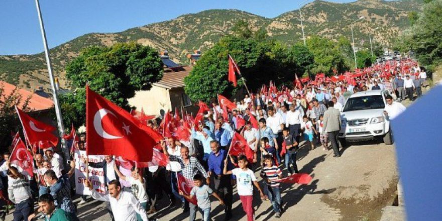 Mutki’de Demokrasi Yürüyüşü Düzenlendi