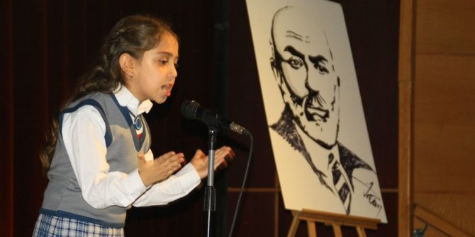 Minik Büşra’dan Gözü Yaşlı İstiklal Marşı