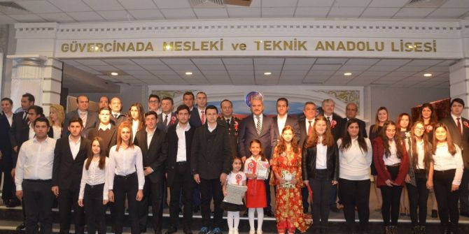 İstiklal Marşı’nın Kabulü Kuşadası’nda Kutlandı