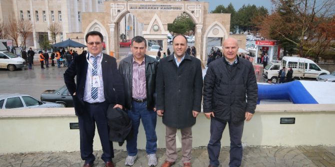 Beyşehir’de Ygs’ye Katılan Öğrencilere Ve Velilere Çorba İkramı