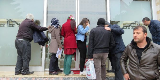 Ygs’ye Geciken Öğrenciler, Gözyaşı Döktü