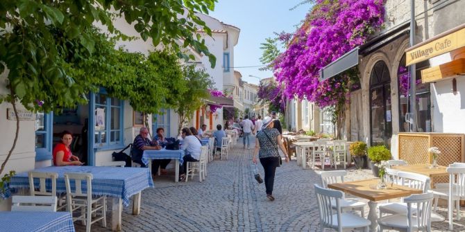 Gözde Tatil Beldesi Alaçatı Yayalaştırılıyor