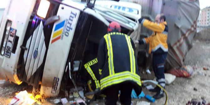 Tosya’da Trafik Kazası: 2 Yaralı